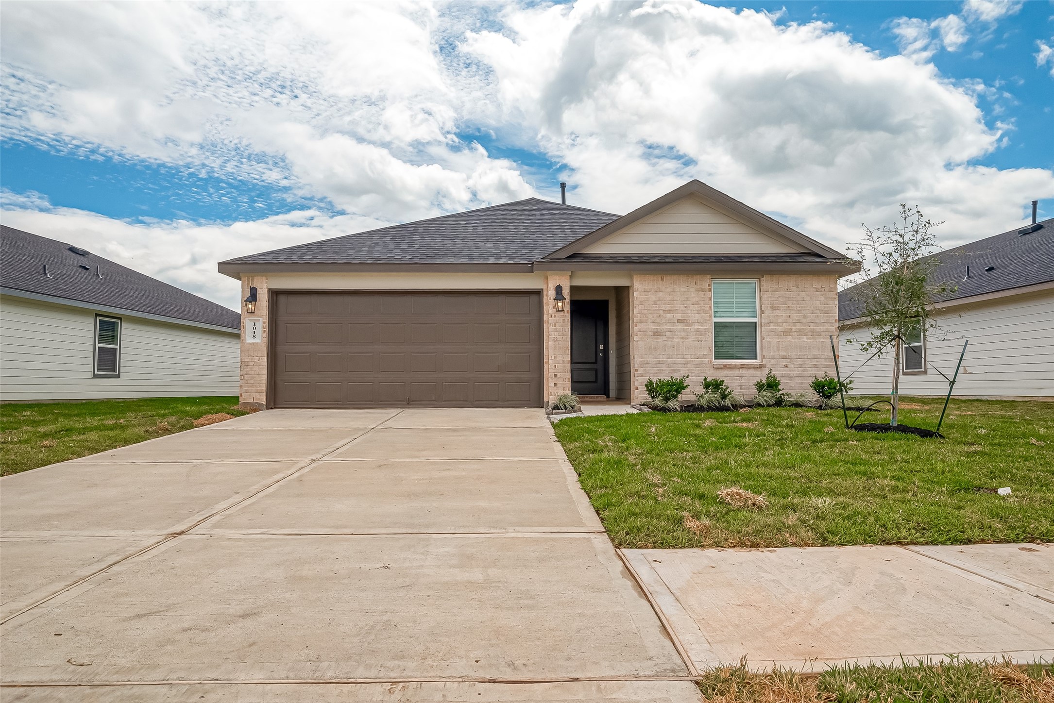 1018 Fringed Bluestar Drive Rosharon, TX 77583 - Photo 5 of 47