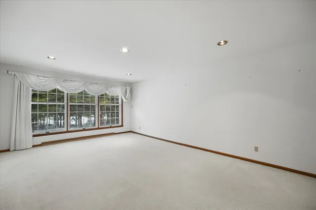 $599,900 | 11120 Hidden Valley Drive, Cedarburg, WI 53012