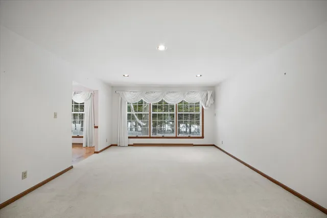 $599,900 | 11120 Hidden Valley Drive, Cedarburg, WI 53012