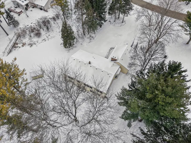 $599,900 | 11120 Hidden Valley Drive, Cedarburg, WI 53012
