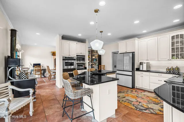 $1,095,000 | 414 McLendon Hills Drive, West End, NC 27376