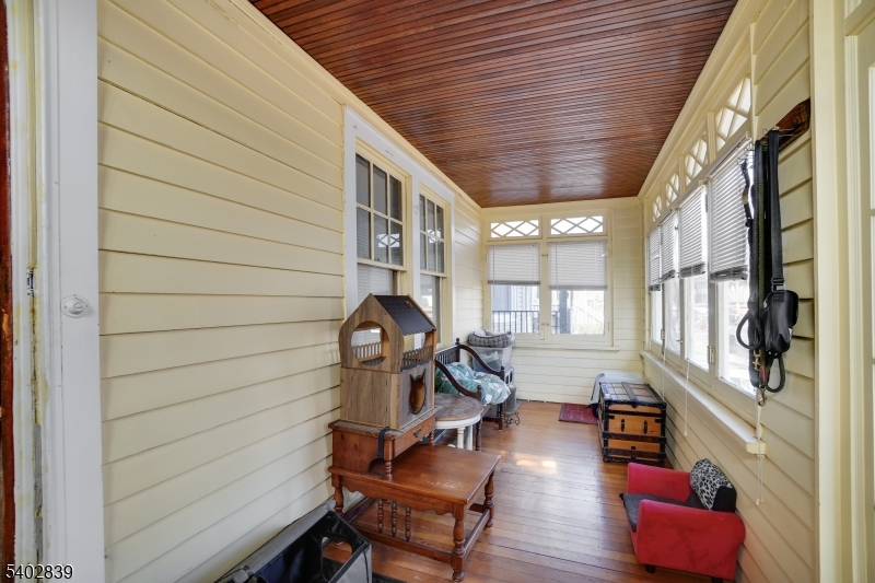 33 Becker Terrace Irvington, NJ 07111 - Photo 11 of 12