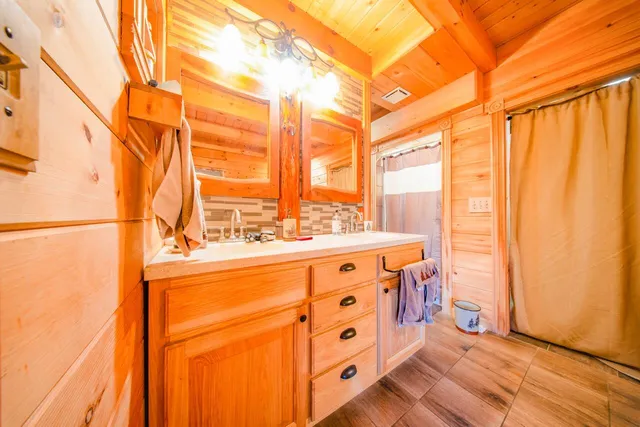 $689,320 | 561 South Mountain Valley Highway, Montville, ME 04941