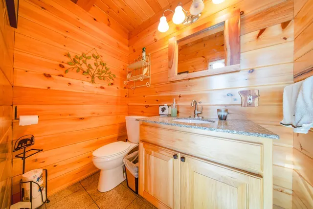 $689,320 | 561 South Mountain Valley Highway, Montville, ME 04941