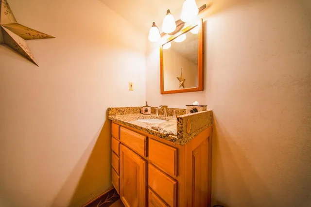 $689,320 | 561 South Mountain Valley Highway, Montville, ME 04941