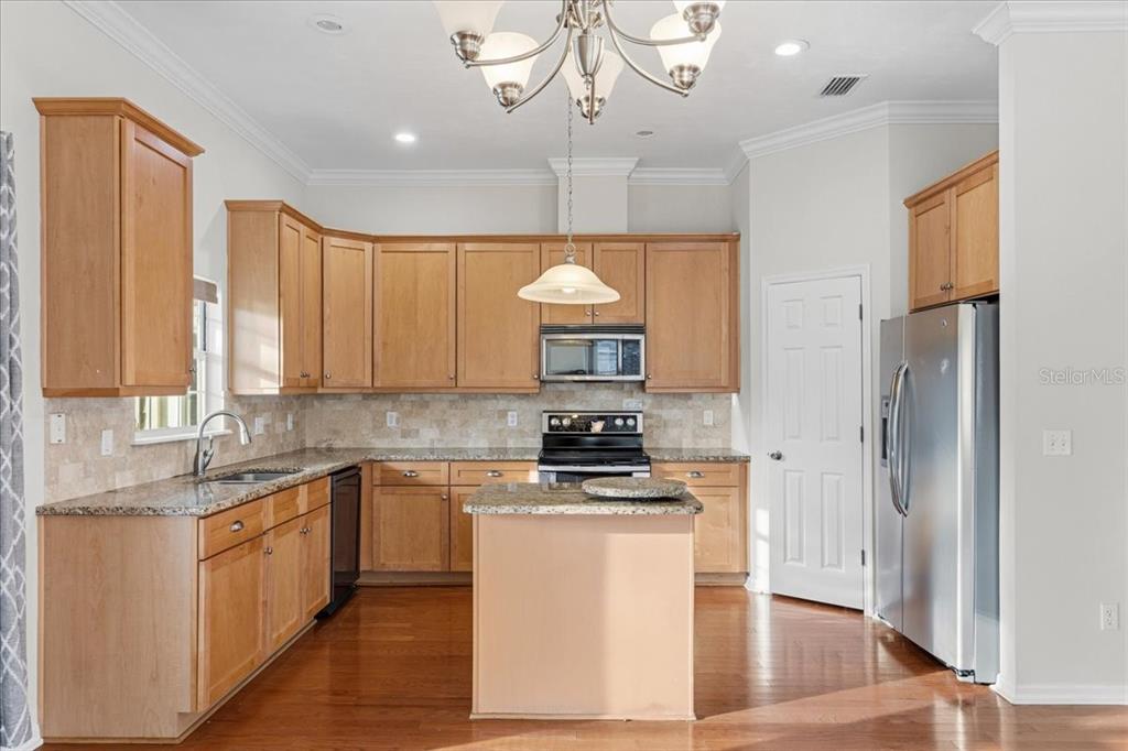 7807 Southwest 84th Way Gainesville, FL 32608 - Photo 10 of 39