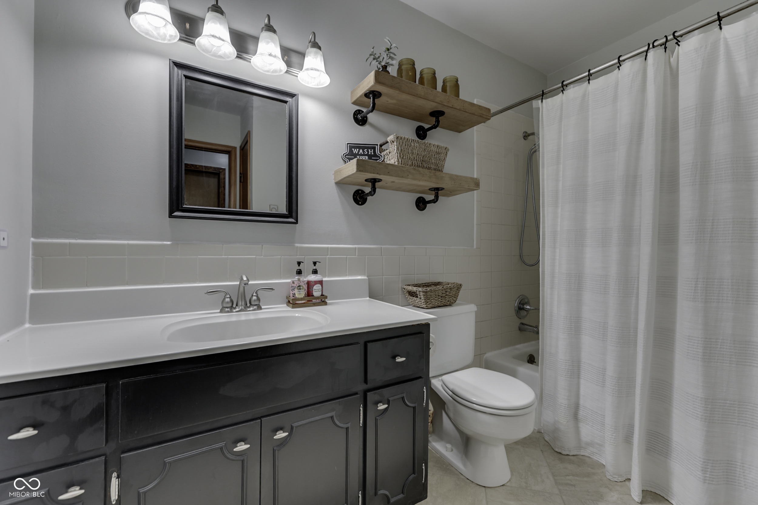 4433 Windsor Road Brownsburg, IN 46112 - Photo 6 of 37 Gallery Image 6