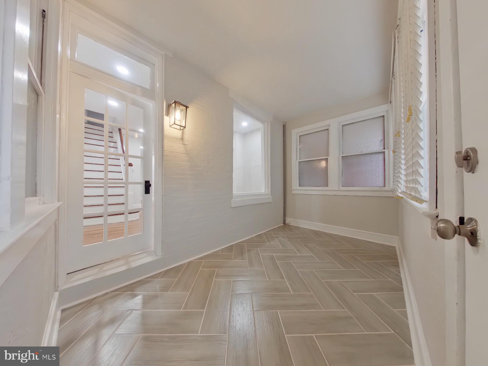 4442 Edgemont Street Philadelphia, PA 19137 - Photo 5 of 28 Foyer