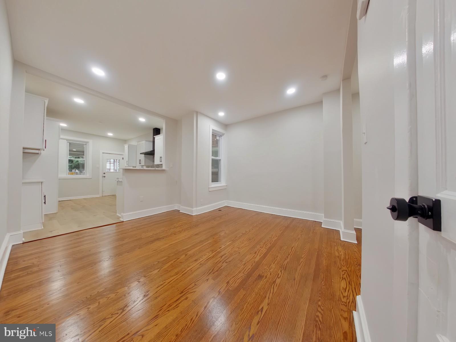 4442 Edgemont Street Philadelphia, PA 19137 - Photo 8 of 28 Dining Room
