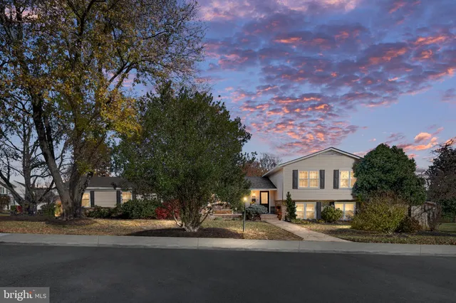 $974,500 | 224 Prince Street Northeast, Leesburg, VA 20176