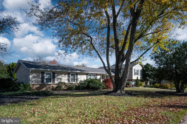 $985,000 | 224 Prince Street Northeast, Leesburg, VA 20176