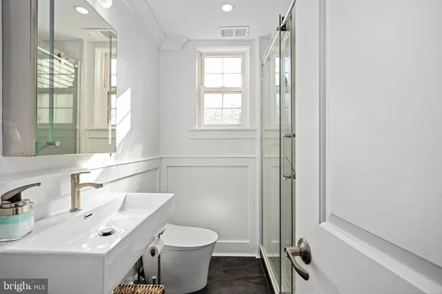 $985,000 | 224 Prince Street Northeast, Leesburg, VA 20176