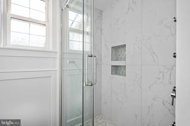 $985,000 | 224 Prince Street Northeast, Leesburg, VA 20176