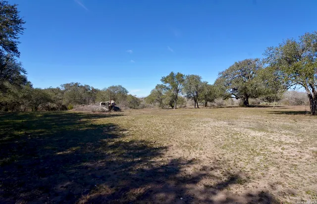 $118,888 | 181 Beeville Tx 78102, Normanna, TX 78142