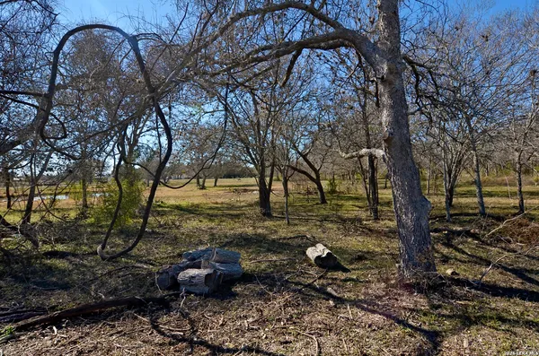 $118,000 | 181 Beeville Tx 78102, Normanna, TX 78142