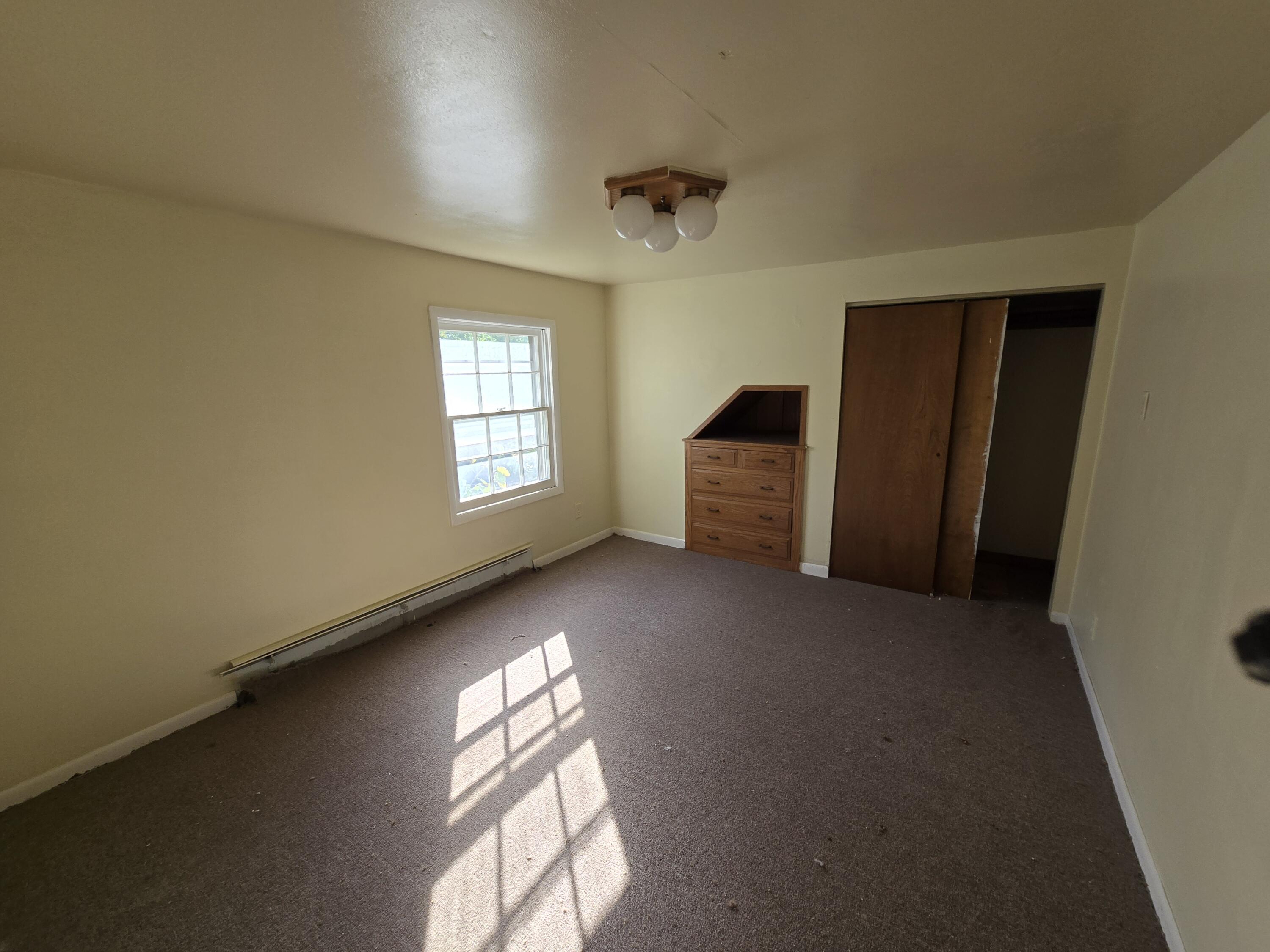 4644 North 38th Street Milwaukee, WI 53209 - Photo 11 of 14 20251009_150050