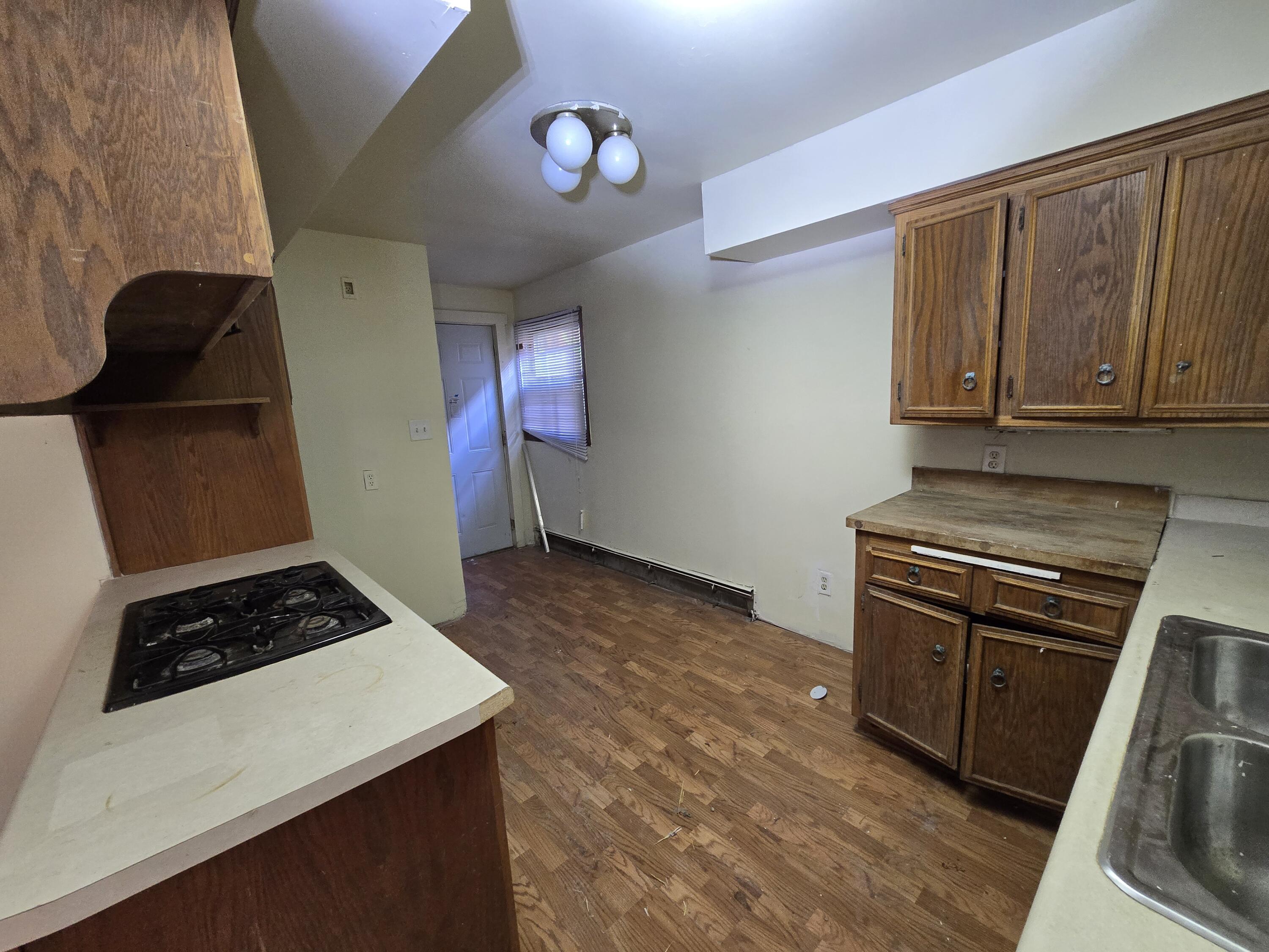 4644 North 38th Street Milwaukee, WI 53209 - Photo 5 of 14 20251009_145041