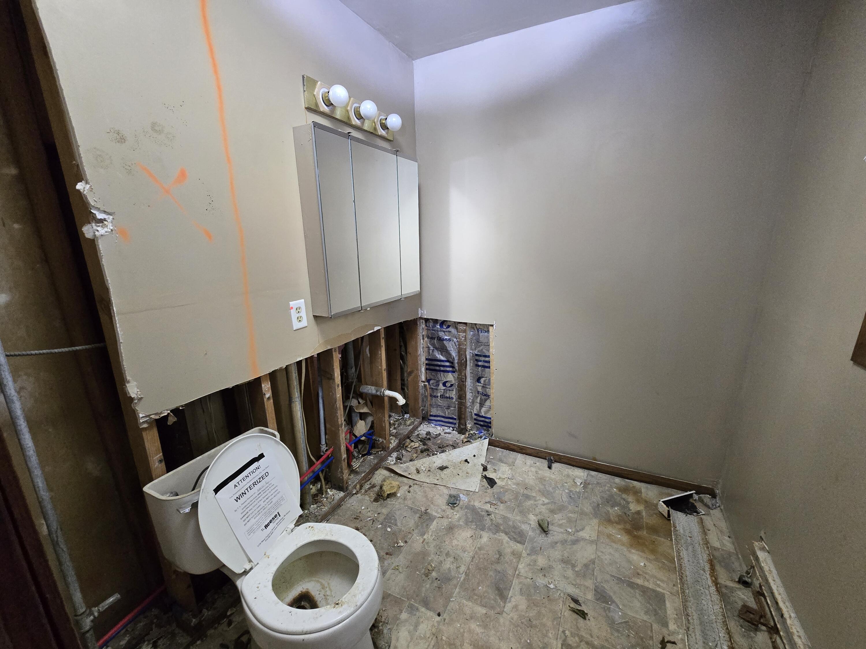 4644 North 38th Street Milwaukee, WI 53209 - Photo 6 of 14 20251009_145049