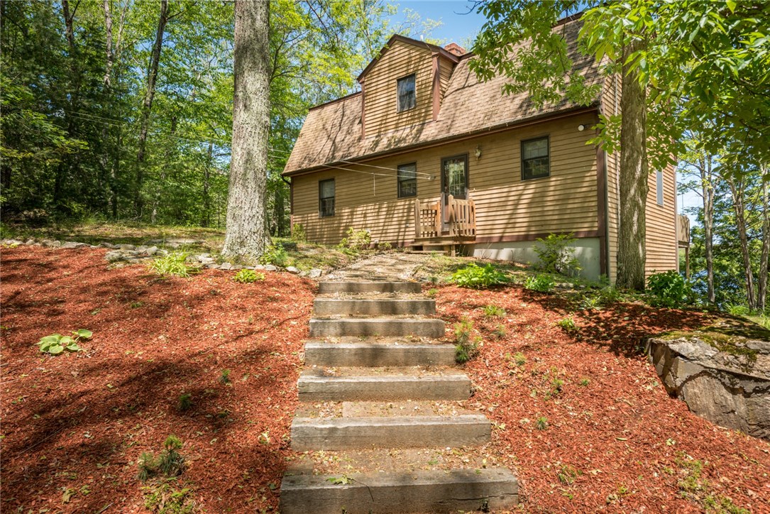 54 Cove Road Burrillville, RI 02830 - Photo 6 of 28