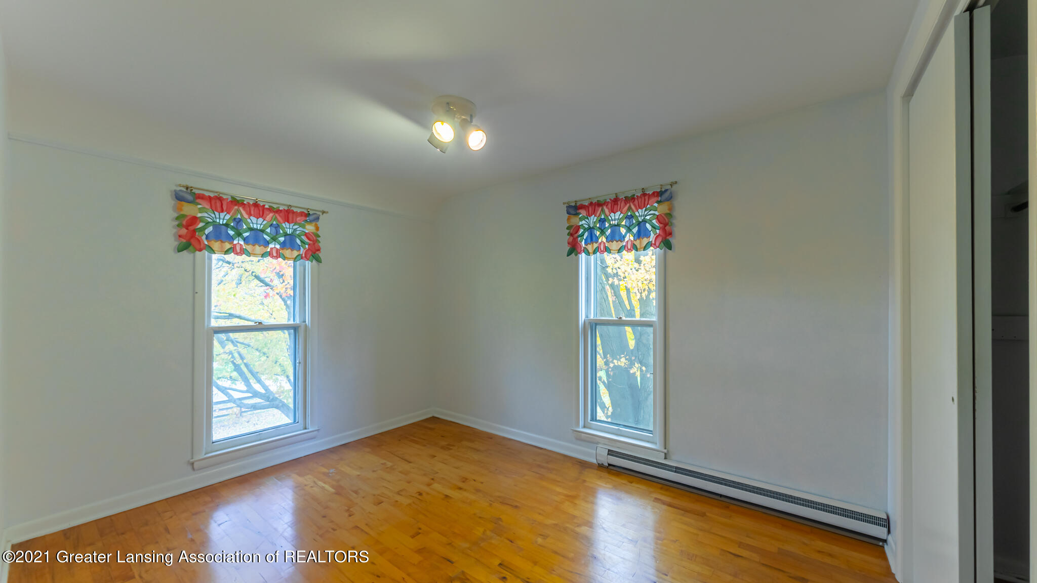 445 Haslett Road Haslett, MI 48840 - Photo 17 of 36 445EHaslett19