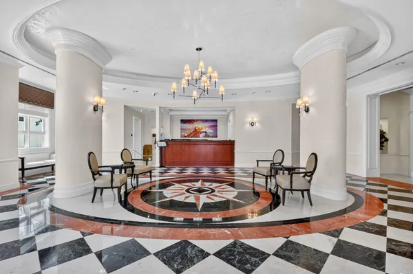 $649,000 | 403 South Sapodilla Avenue, Unit 706, West Palm Beach, FL 33401