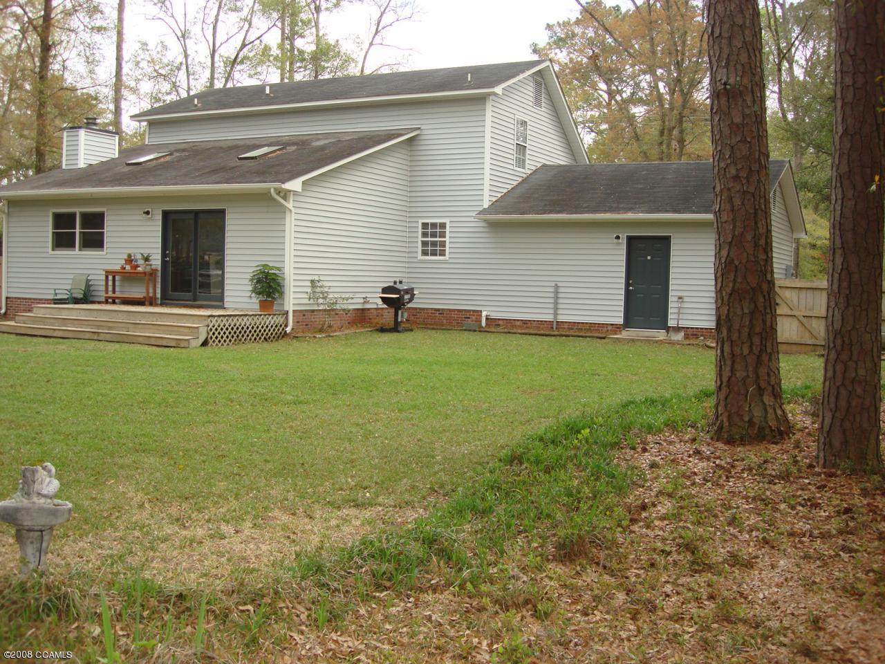 4302 Country Club Road Morehead City, NC 28557 - Photo 8 of 16 View of rest of Back Yard