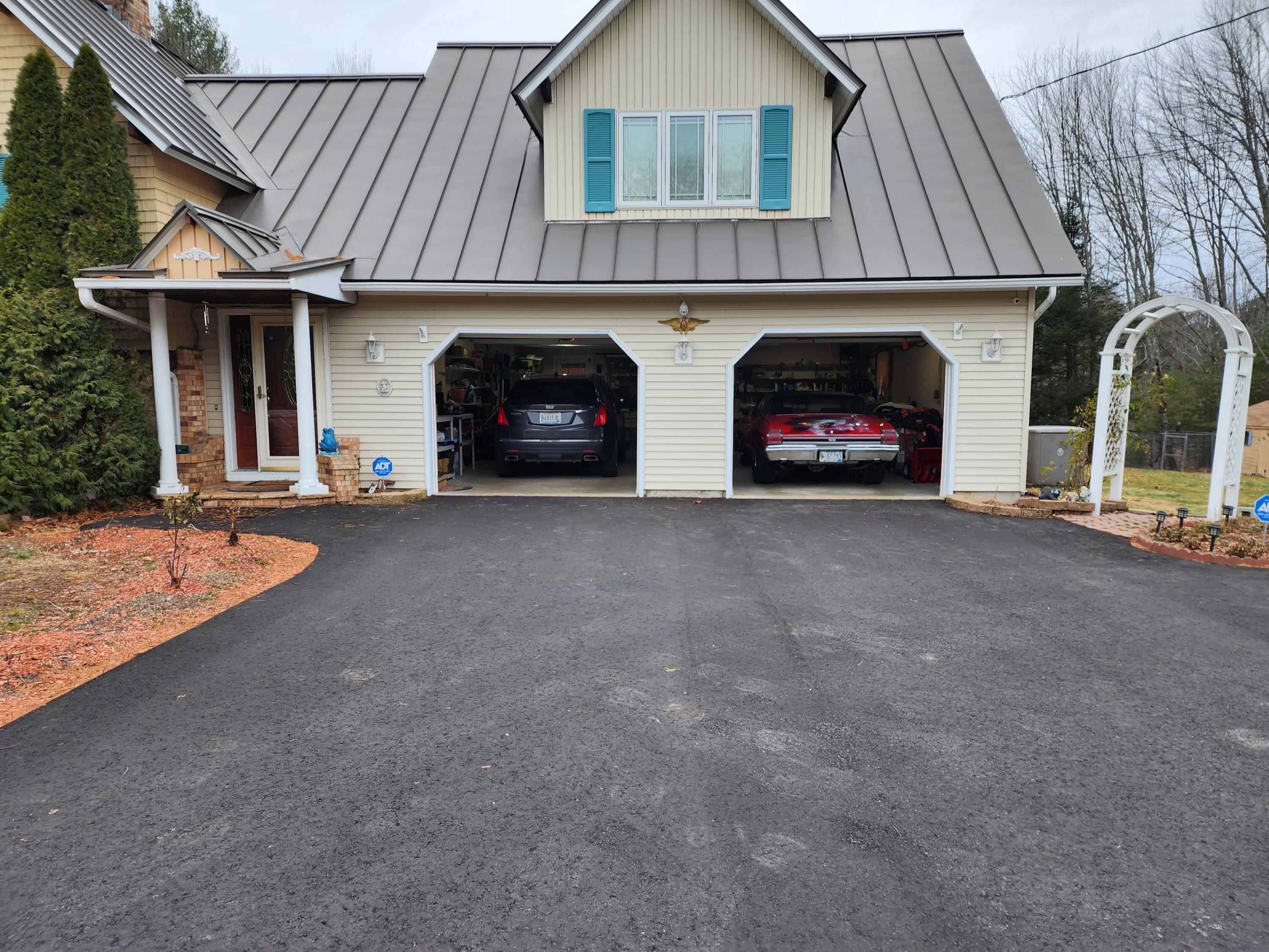 178 Clarks Mills Road Dayton, ME 04005 - Photo 6 of 56 Garage outside