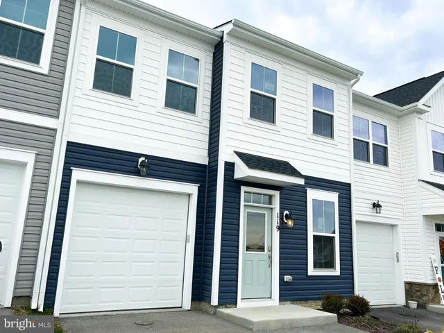 $414,990 | 119 Heirloom Way, Winchester, VA 22603