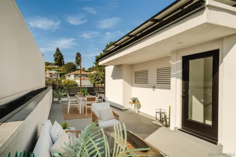 $1,149,000 | 3851 North Riley Lane, Los Angeles, CA 90065