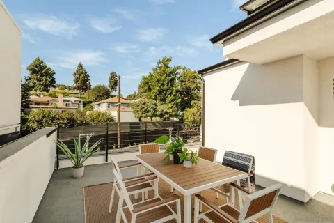 $1,149,000 | 3851 North Riley Lane, Los Angeles, CA 90065