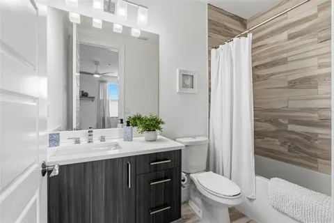 $1,500,000 | 300 Delmar Terrace South, St. Petersburg, FL 33701