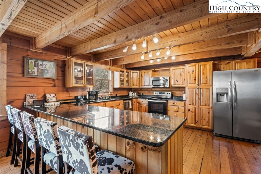 580 Little Tree Road West Jefferson, NC 28694 - Photo 8 of 25