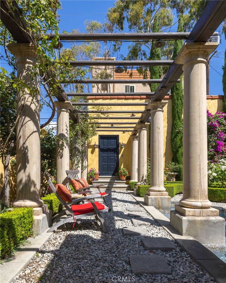 100 Temple Avenue Long Beach, CA 90803 - Photo 37 of 57 a view of house with outdoor seating space