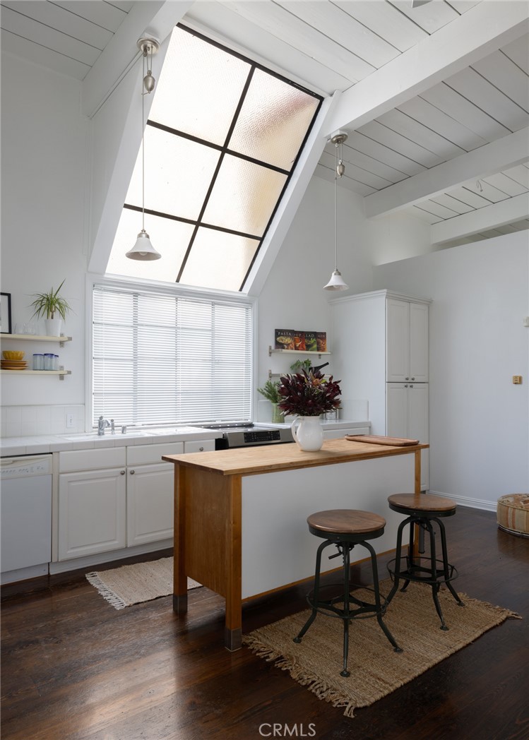 100 Temple Avenue Long Beach, CA 90803 - Photo 48 of 57