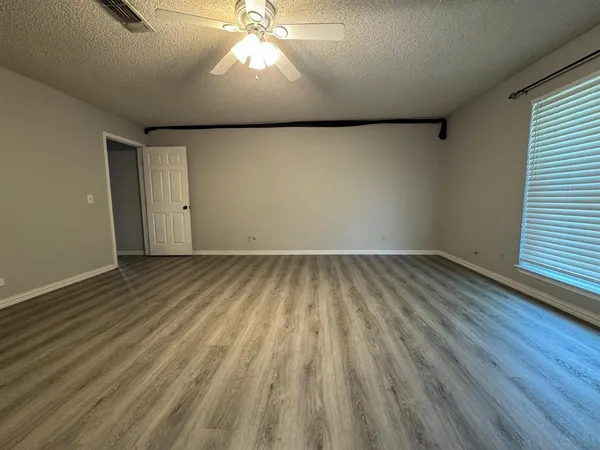 $280,000 | 860 40th Street Southeast, Paris, TX 75462
