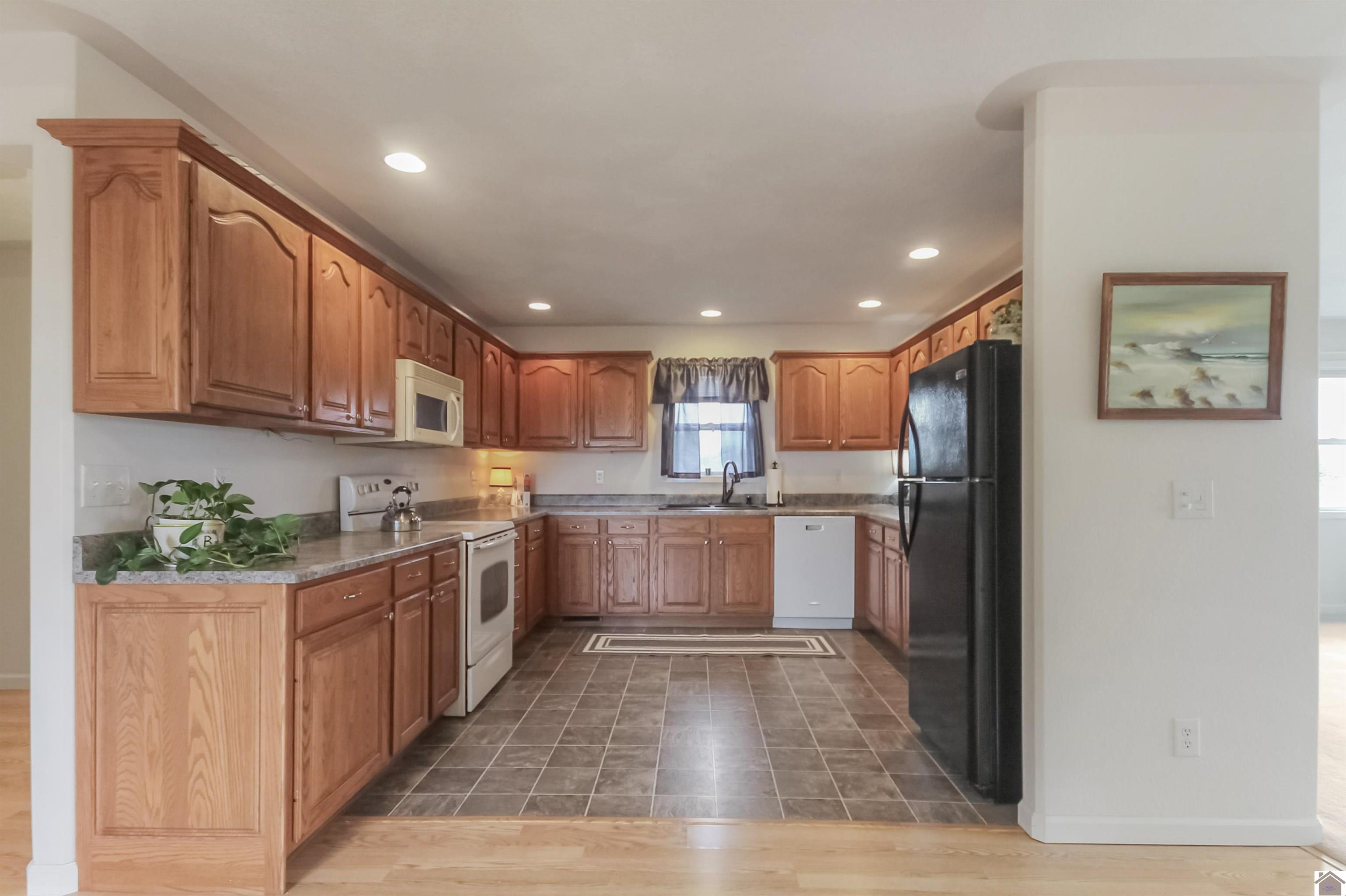 454 Snow Road Murray, KY 42071 - Photo 6 of 26 Photo 6