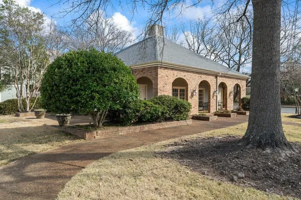 $264,900 | 2060 Romford Lane, Unit 2060, Memphis, TN 38119