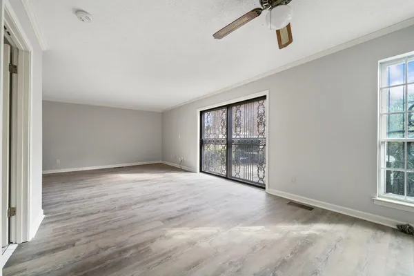 $264,900 | 2060 Romford Lane, Unit 2060, Memphis, TN 38119