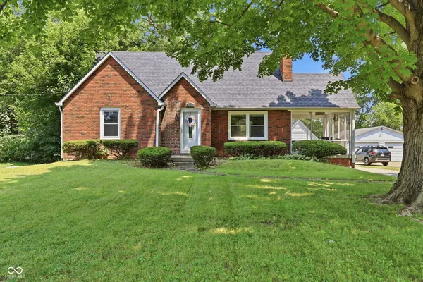 $229,900 | 1112 North Drive, Anderson, IN 46011