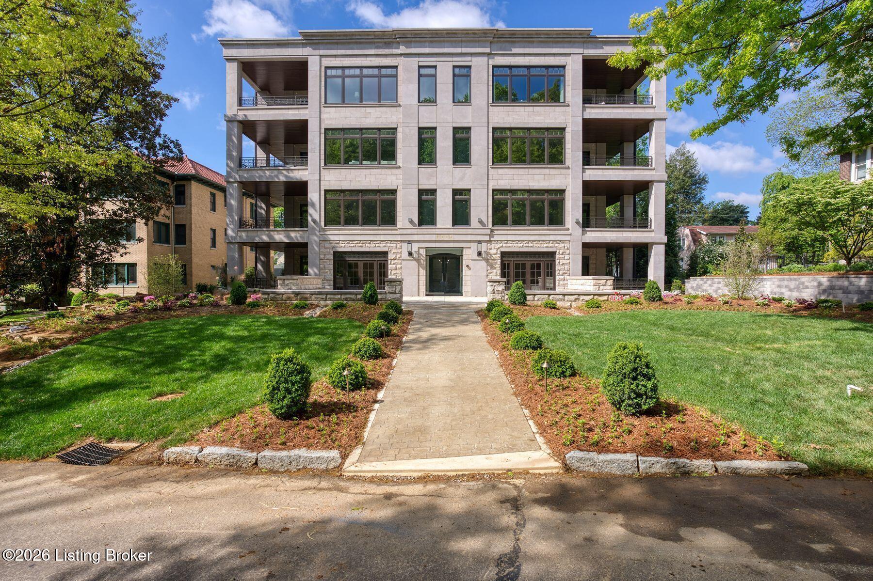 1576 Cherokee Road, Unit 6 Louisville, KY 40205 - Photo 1 of 21 photo_online_000
