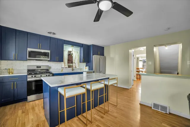 $3,200 | 2546 West 115th Street, Chicago, IL 60655