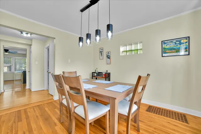 $3,200 | 2546 West 115th Street, Chicago, IL 60655