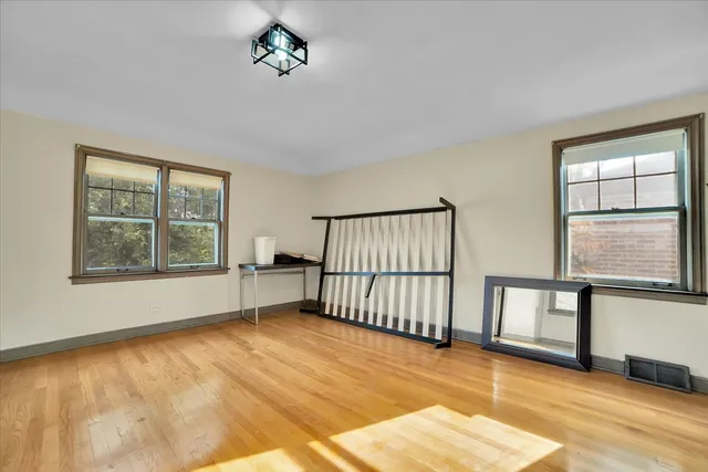$3,200 | 2546 West 115th Street, Chicago, IL 60655