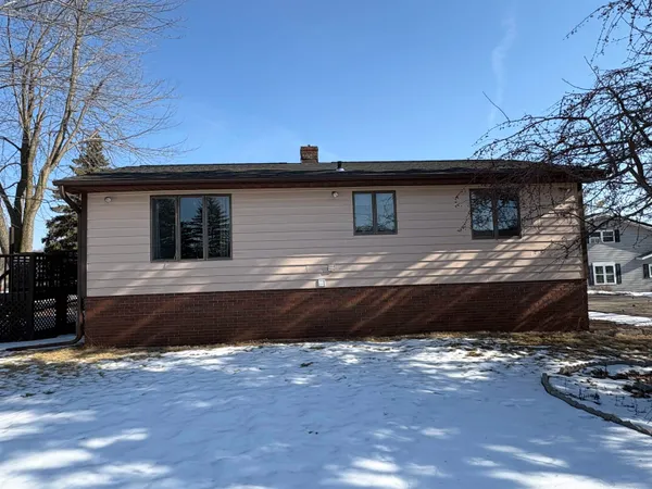 $280,000 | 3722 North Casaloma Drive, Appleton, WI 54913
