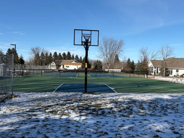 $280,000 | 3722 North Casaloma Drive, Appleton, WI 54913