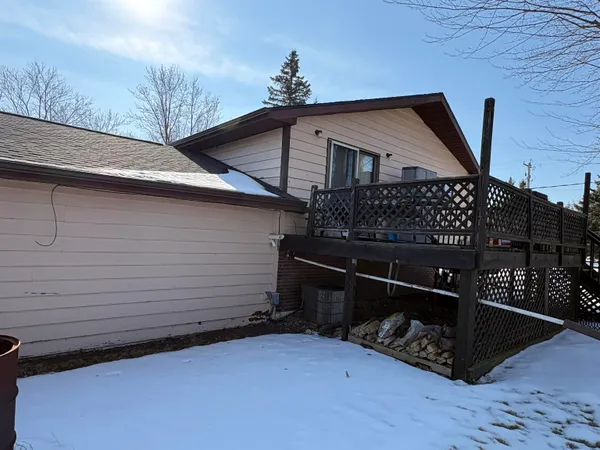 $280,000 | 3722 North Casaloma Drive, Appleton, WI 54913