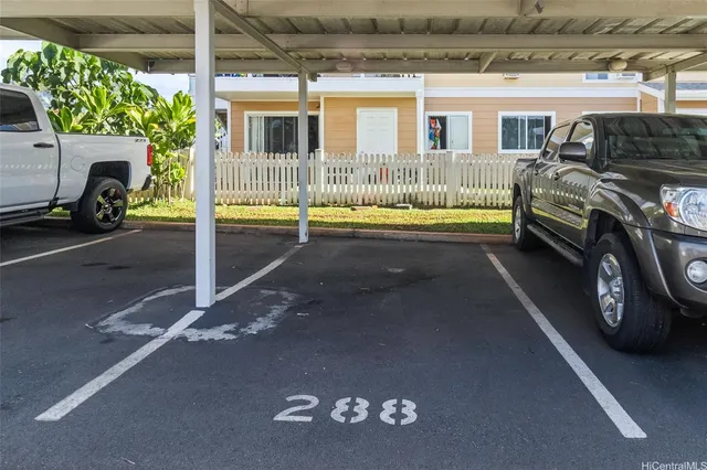 $3,500 | 94-510 Lumiaina Street, Unit T103, Waipahu, HI 96797