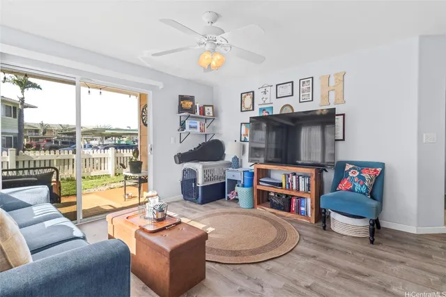 $3,500 | 94-510 Lumiaina Street, Unit T103, Waipahu, HI 96797