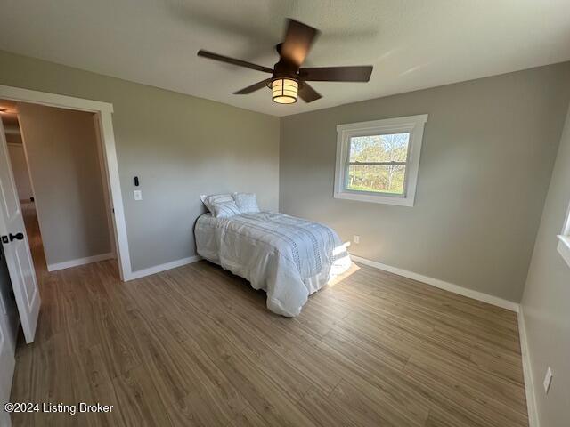 414 Reed Lane Eastview, KY 42732 - Photo 7 of 37 Bedroom 2
