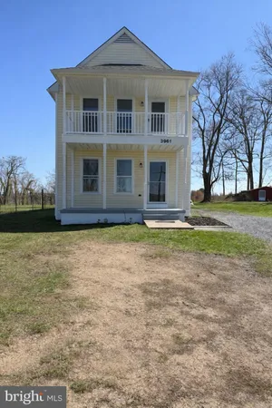 $550,000 | 3961 Rectortown Road, Marshall, VA 20115